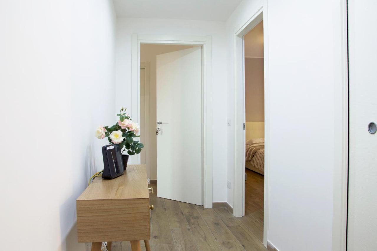 Minerva Rooms Pavia Exteriör bild